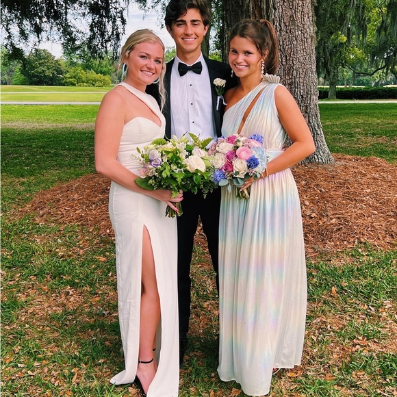 Retrofête Andrea Ombré Lamé Gown - Picture 3 of 4